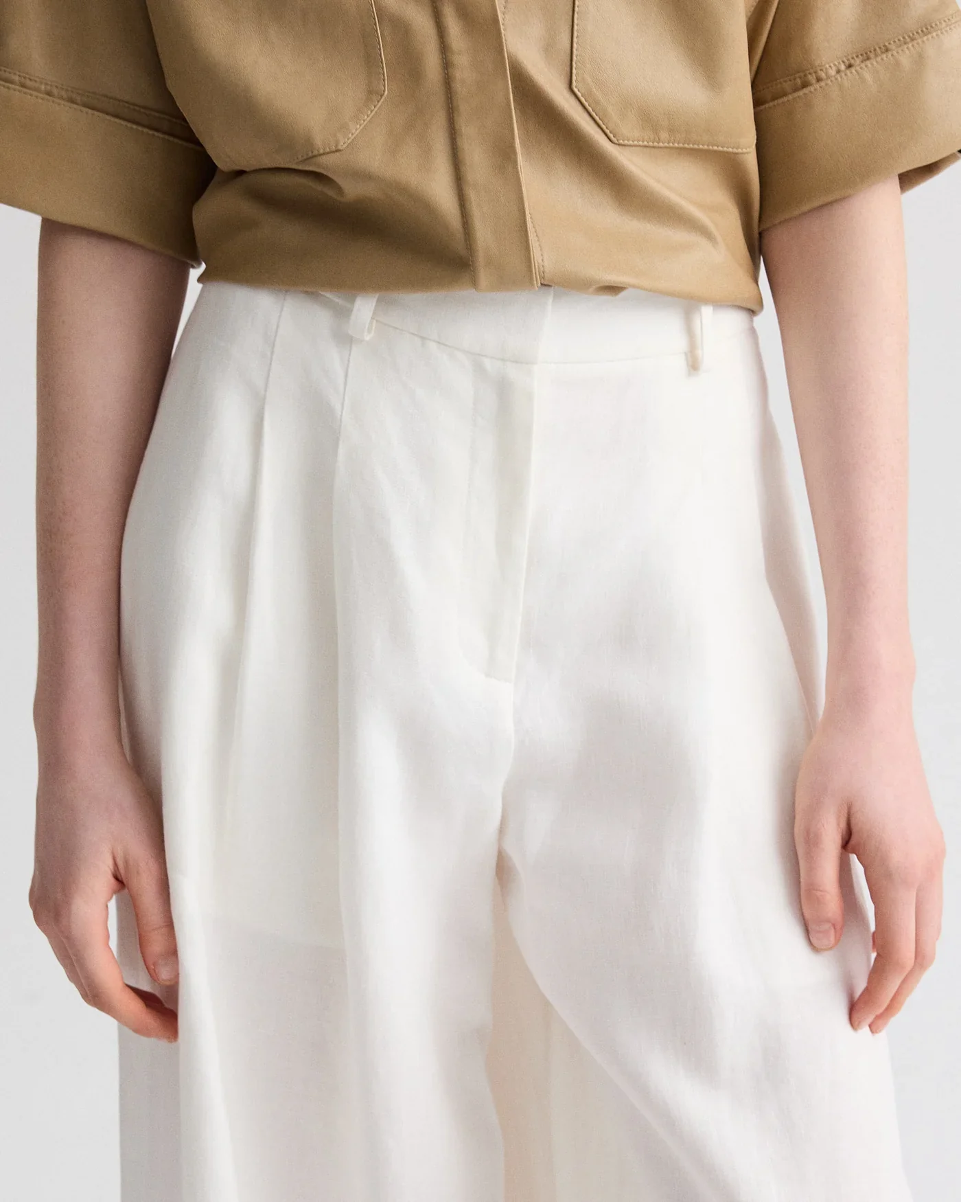 Avery Pant in Plain Weave Linen Ivory - Image 4