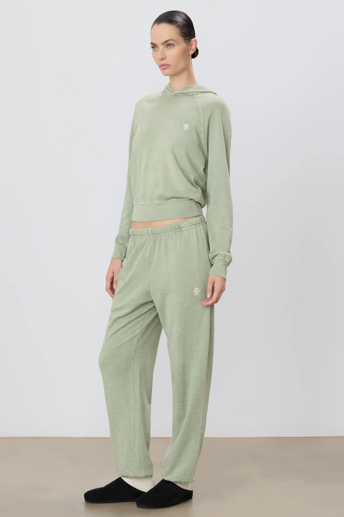 Boyfriend Pocket Sweatpants Sage - Image 3