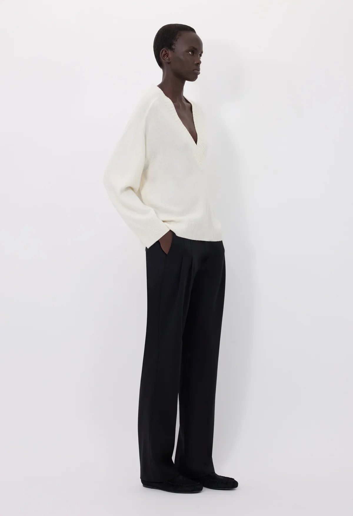 Sage LDS Ivory V Neck Cashmere Sweater - Image 2