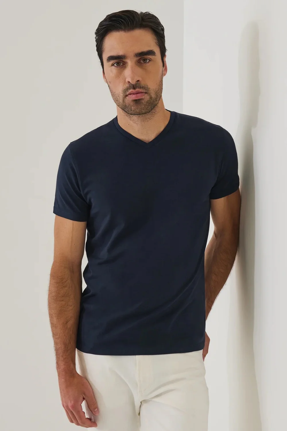 SS ICONIC PIMA STRETCH VNECK