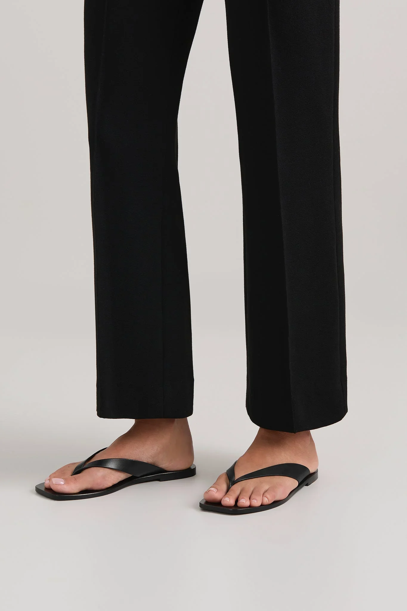 The Kinto Sandal Black - Image 4