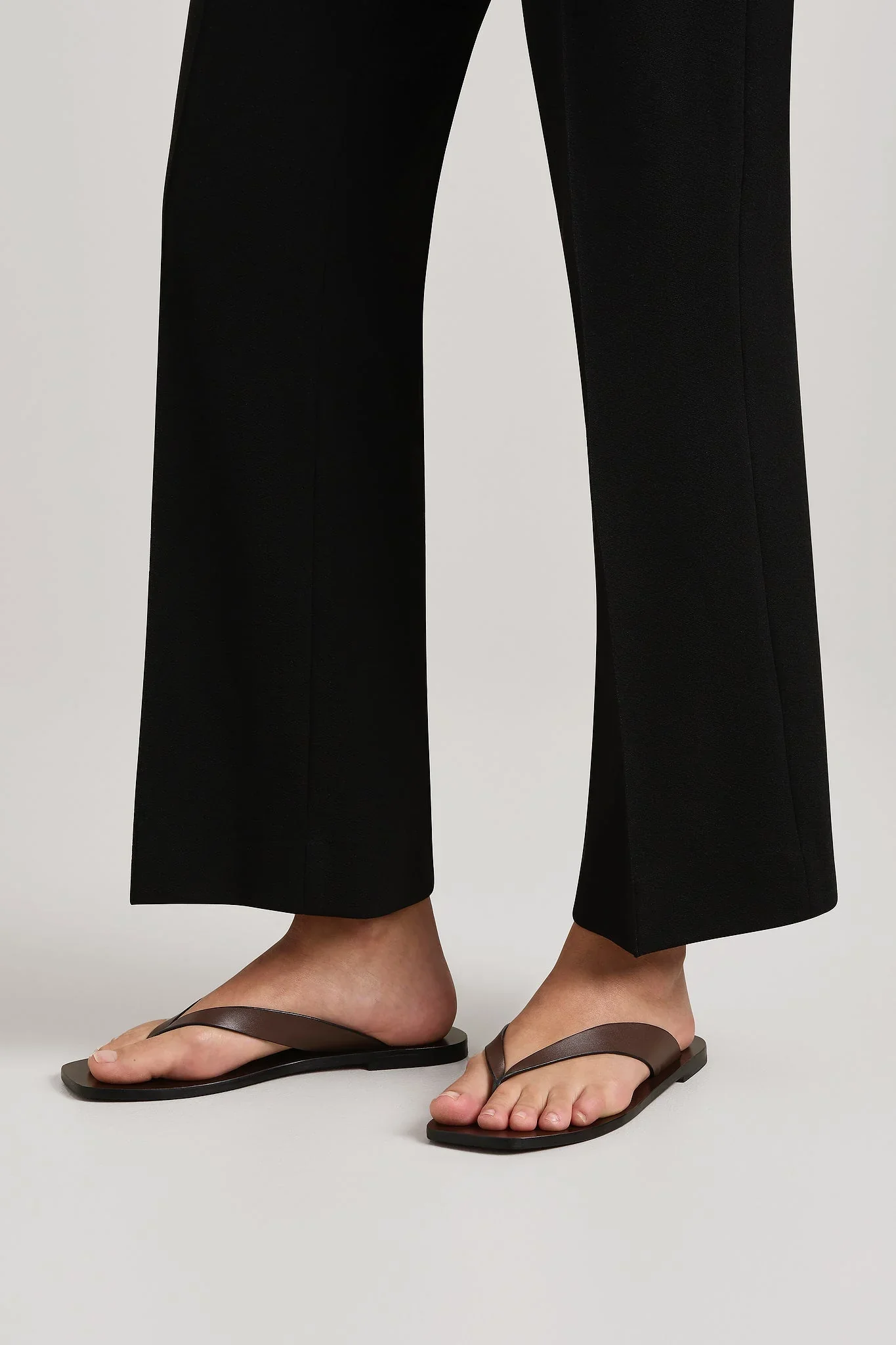 The Kinto Sandal Walnut - Image 3